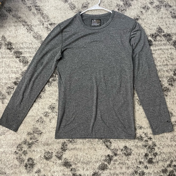 Champion Performance Baselayer Grey Long Sleeve Shirt Men's Size Medium - Picture 5 of 14